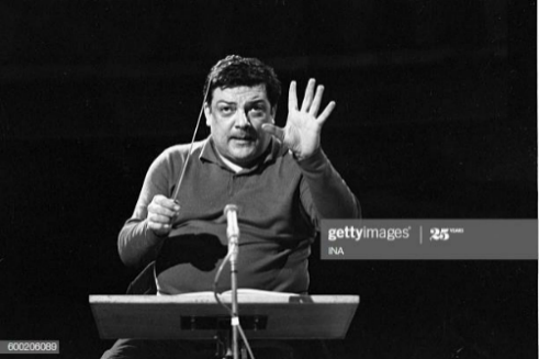 Figure 6 Bruno Maderna manages the orchestra of the musical domain to the Theater 104 of the Maison de la Radio. (Photo by Laszlo Ruszka / via Getty Images)